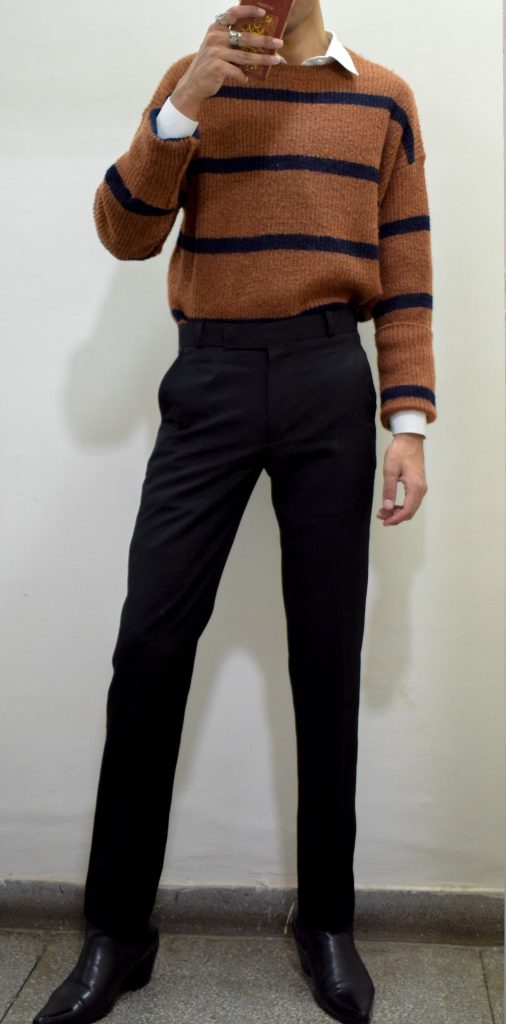 Sweater Outfit, black trouser with black and grey sweater and chelsea boots,mensfluent.com